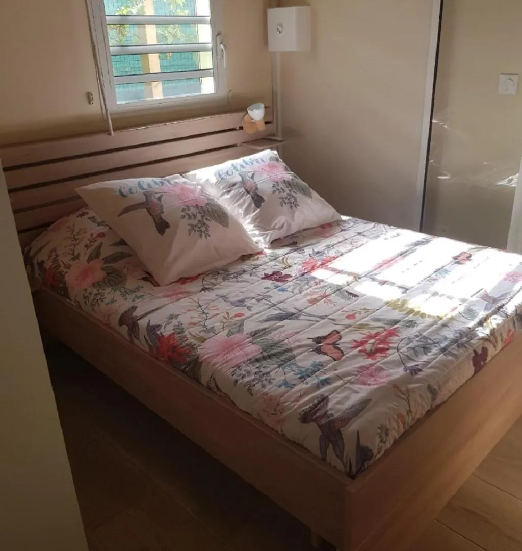 Studio Avec Piscine, A 3 Minutes A Pied Des Plages Sainte-Anne  0*, Sainte-Anne (Grande-Terre)