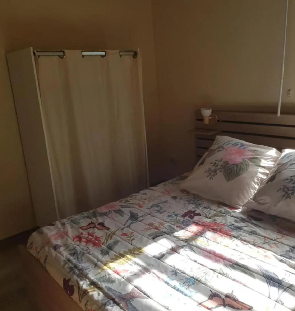 Studio Avec Piscine, A 3 Minutes A Pied Des Plages Sainte-Anne  Appartement