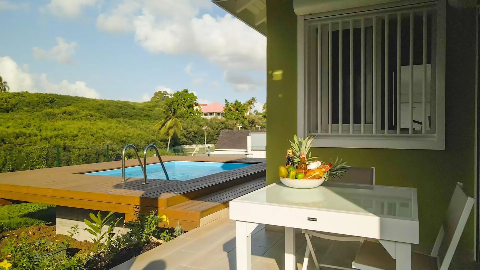 Appartement Studio Avec Piscine, A 3 Minutes A Pied Des Plages Sainte-Anne  Guadeloupe
